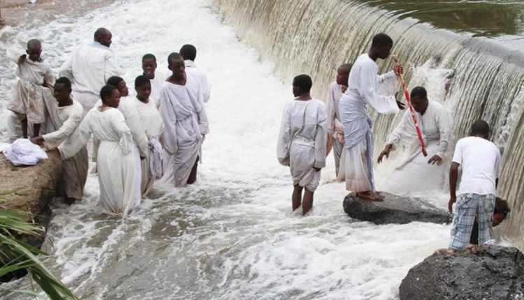 SOUTH AFRICA: 14 Johane Masowe church members die in Jukskei River baptism ritual..VIDEOS