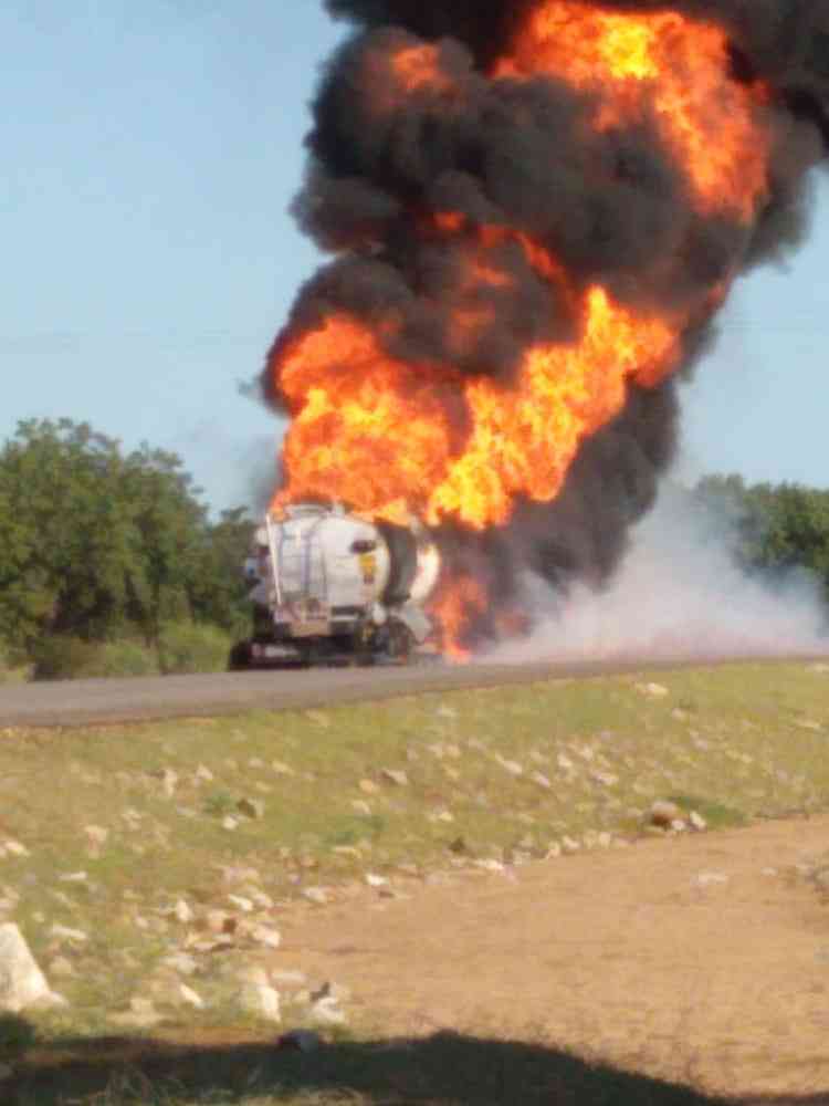 WATCH VIDEO: Fuel tanker catches fire, burns near Malala School along Beitbridge Bulawayo road