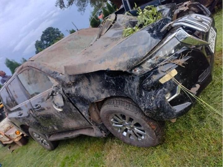 Gweru Town Clerk cheats death after crashing US$176 000 Toyota Land Cruiser