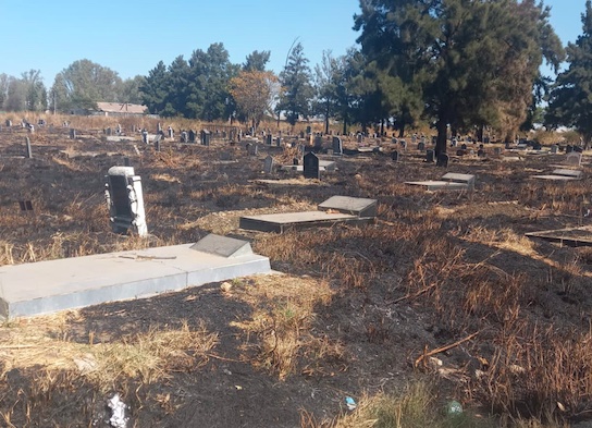 Council sets fire on cemetery