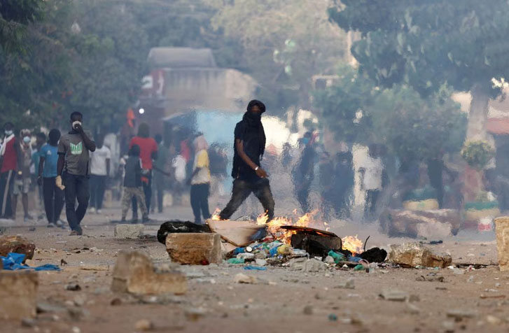 Senegal government blocks internet amid deadly riots