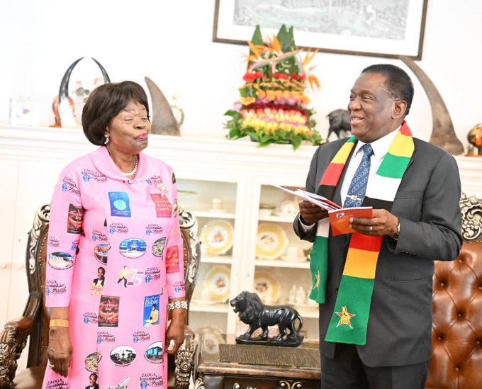 Eunor Guti visits Mnangagwa, congratulates him