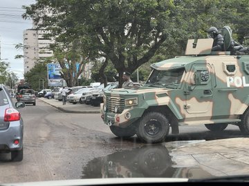 MOZAMBIQUE PROTESTS: Police fire live bullets, military tanks deployed… PICTURES…