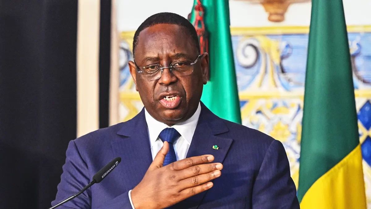 Senegal president forced to comply with court ruling sets election date