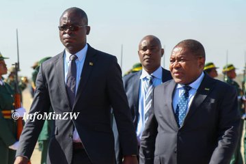 Mozambican President jets in