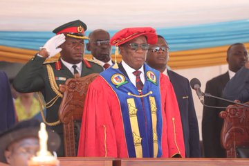 Mnangagwa presides over 5th ZNDU graduation ceremony