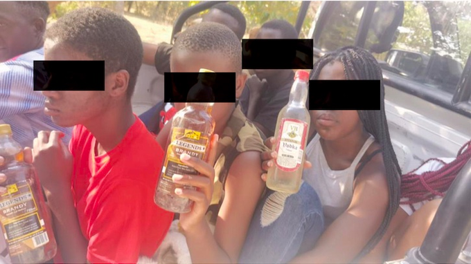 13 teenagers arrested for alcohol abuse at party